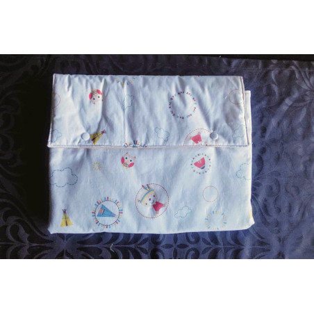 Tapis à langer pochette ourson indien