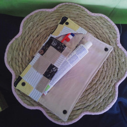 Etui range brosse à dents musique