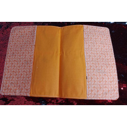 Protège carnet fusé orange