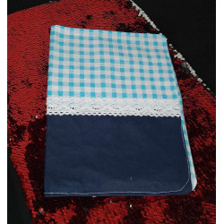 Protège carnet bleu carreaux