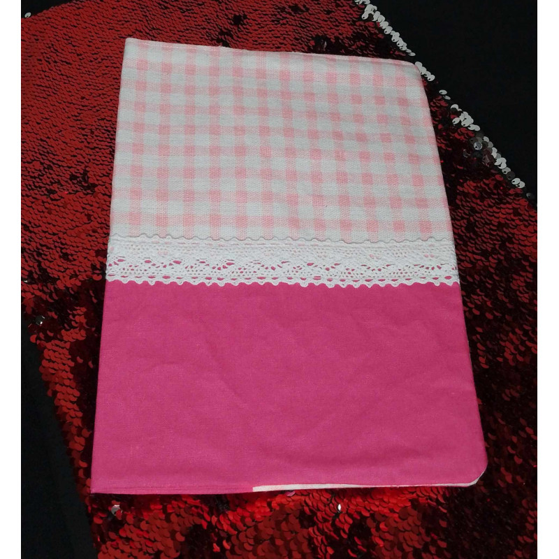 Protège carnet rose carreaux Protège carnet rose carreaux